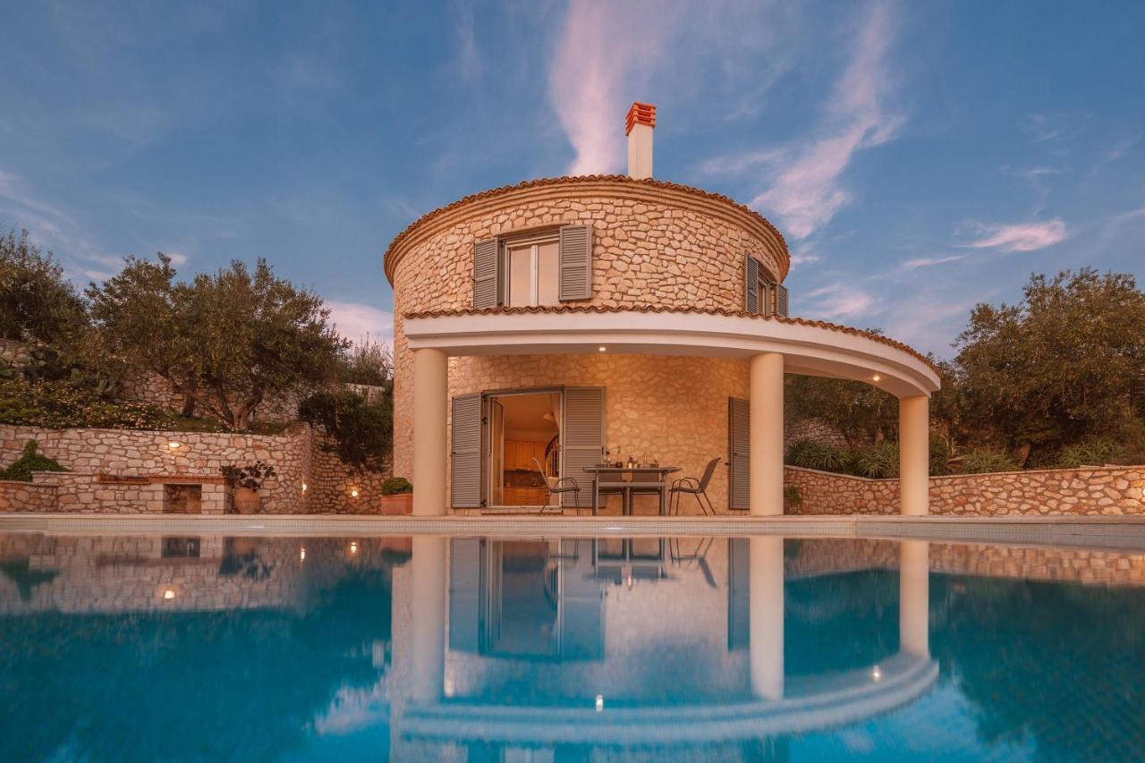 فيلا The Round House Vlachopoulátika المظهر الخارجي الصورة