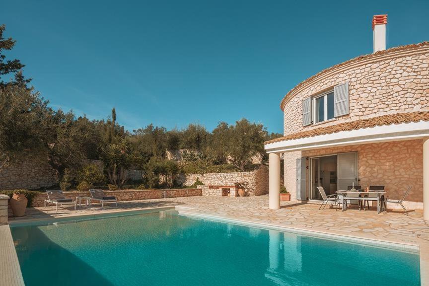 فيلا The Round House Vlachopoulátika المظهر الخارجي الصورة